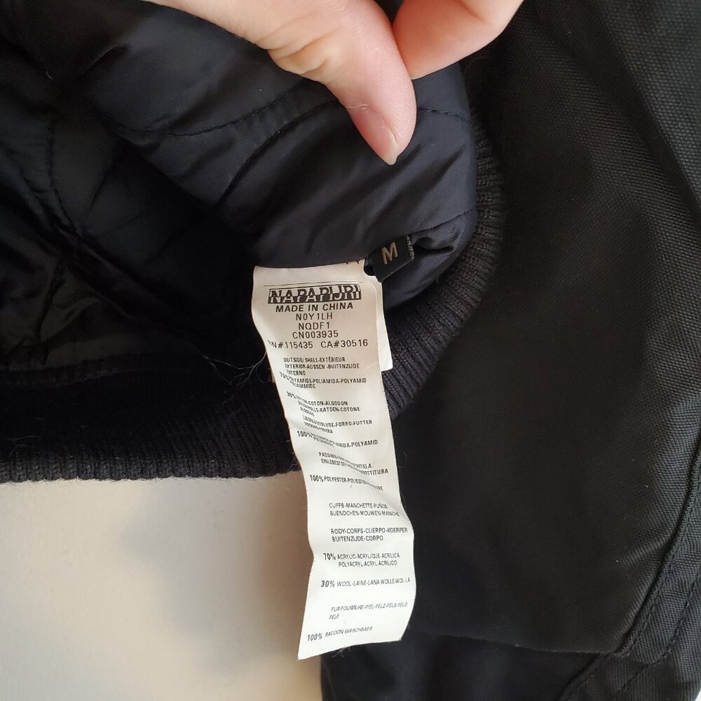 Napapijri  Expidition Research Bomber Coat Black Size M - Picture 5 of 6